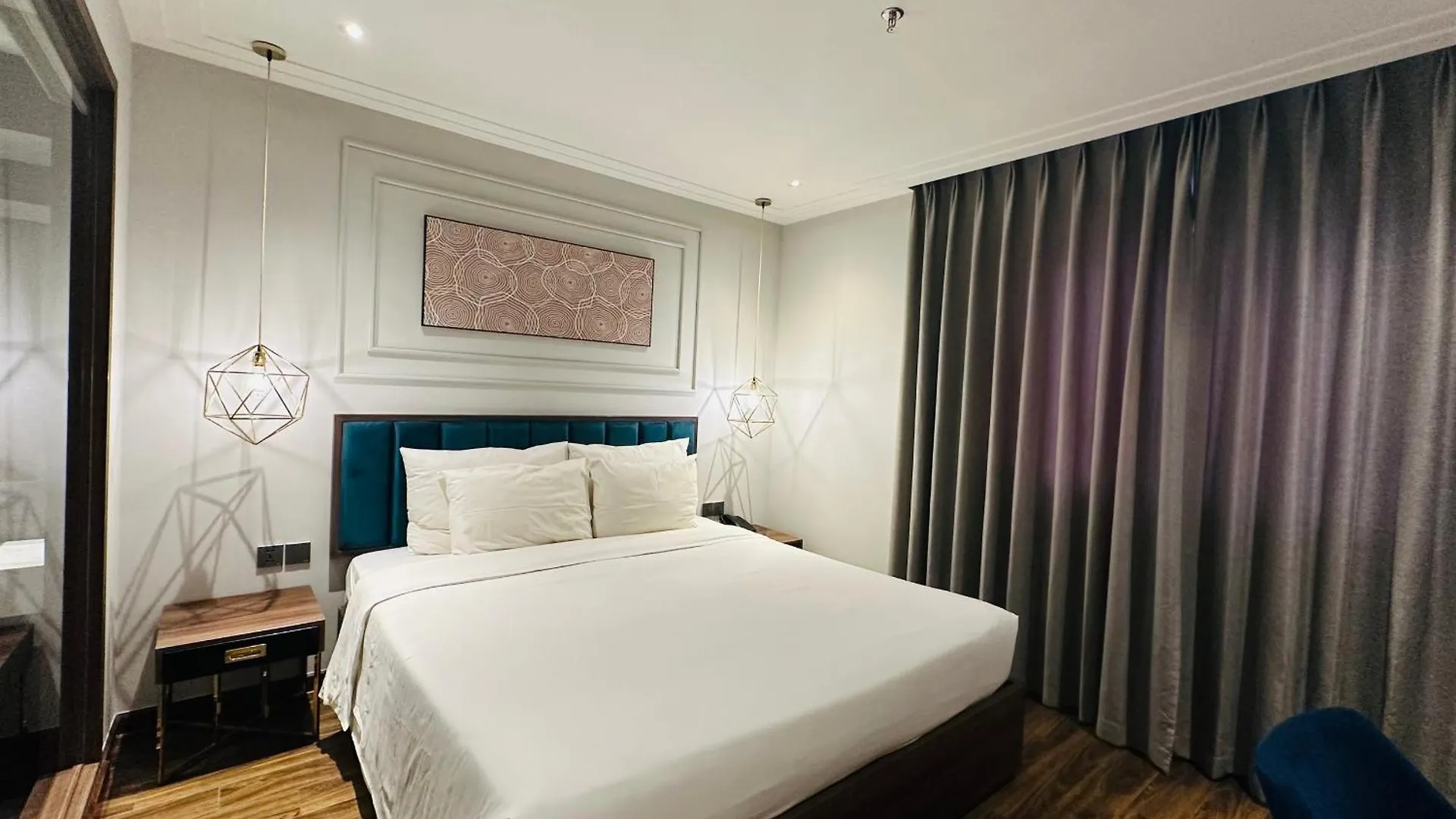 Adela Boutique Hotel - Infinity Pool Da Nang