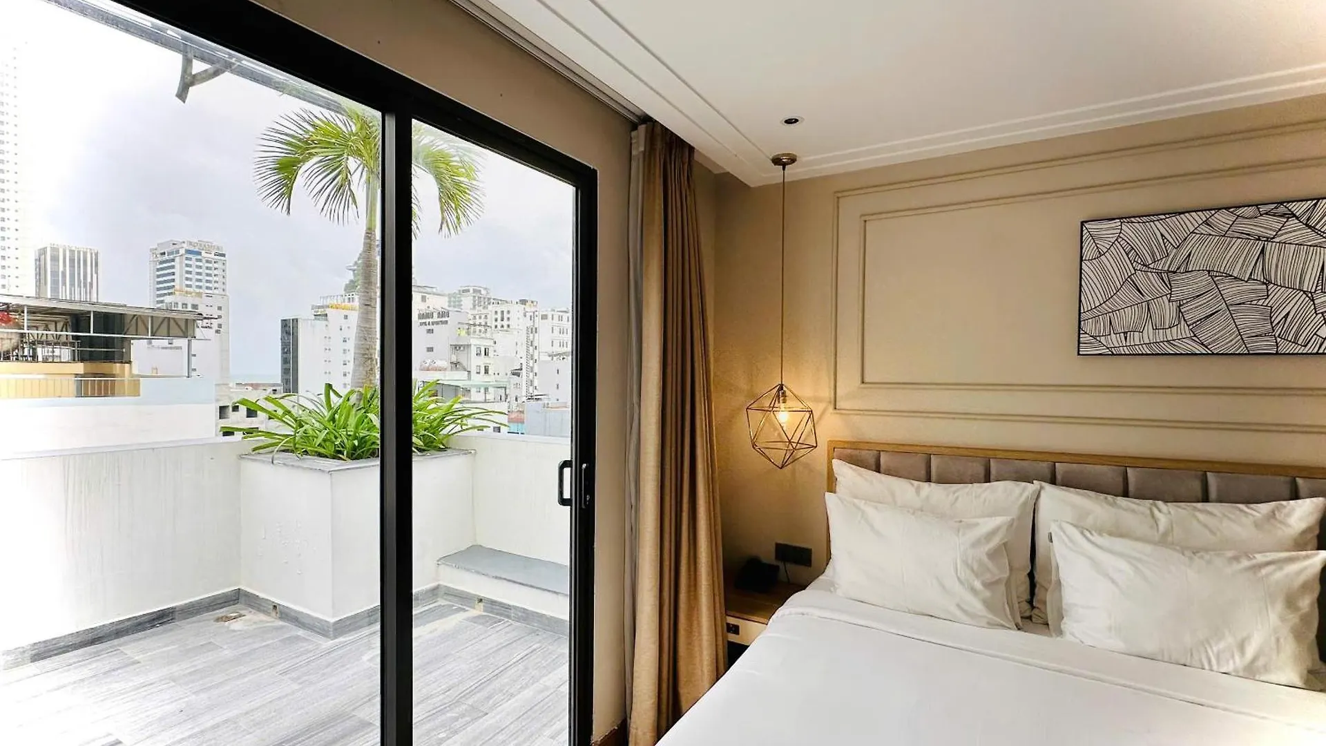 Adela Boutique Hotel - Infinity Pool Da Nang