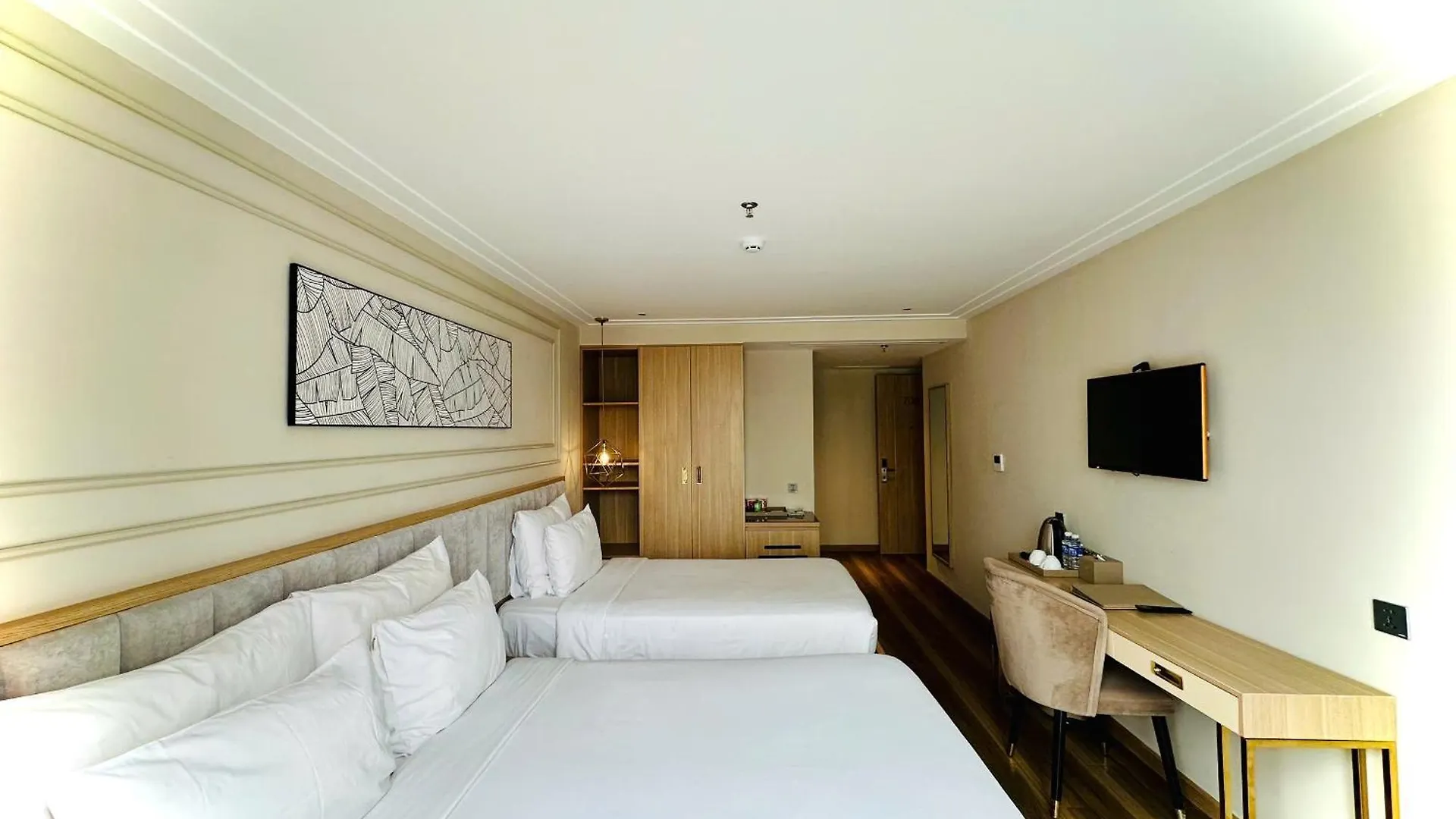 Adela Boutique Hotel - Infinity Pool Da Nang