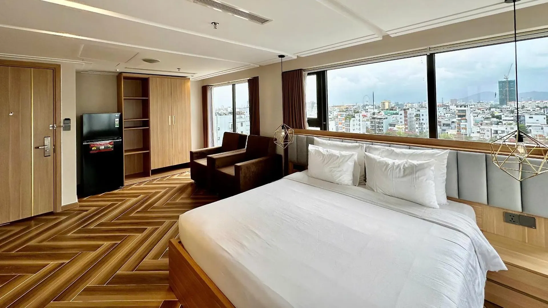 Adela Boutique Hotel - Infinity Pool Da Nang Vietnam
